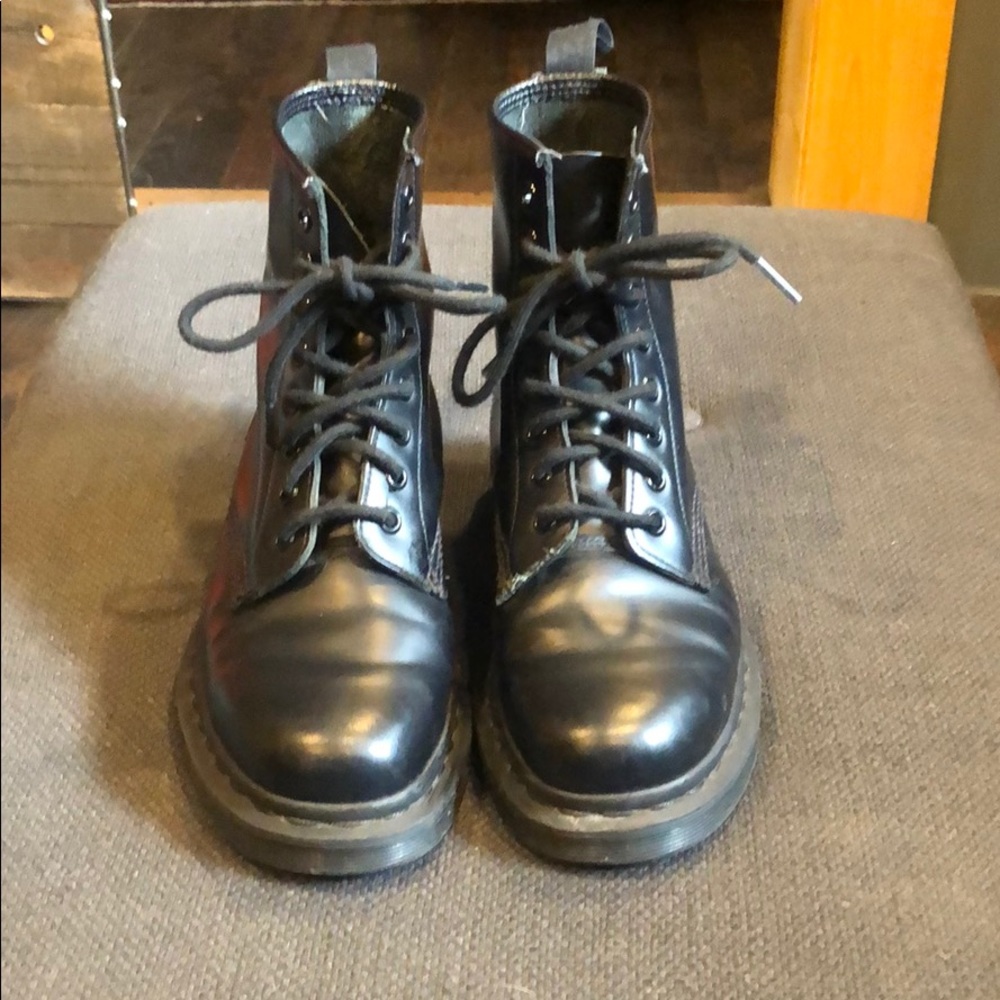 Doc Martens 1860 mono original boots.  Size 8